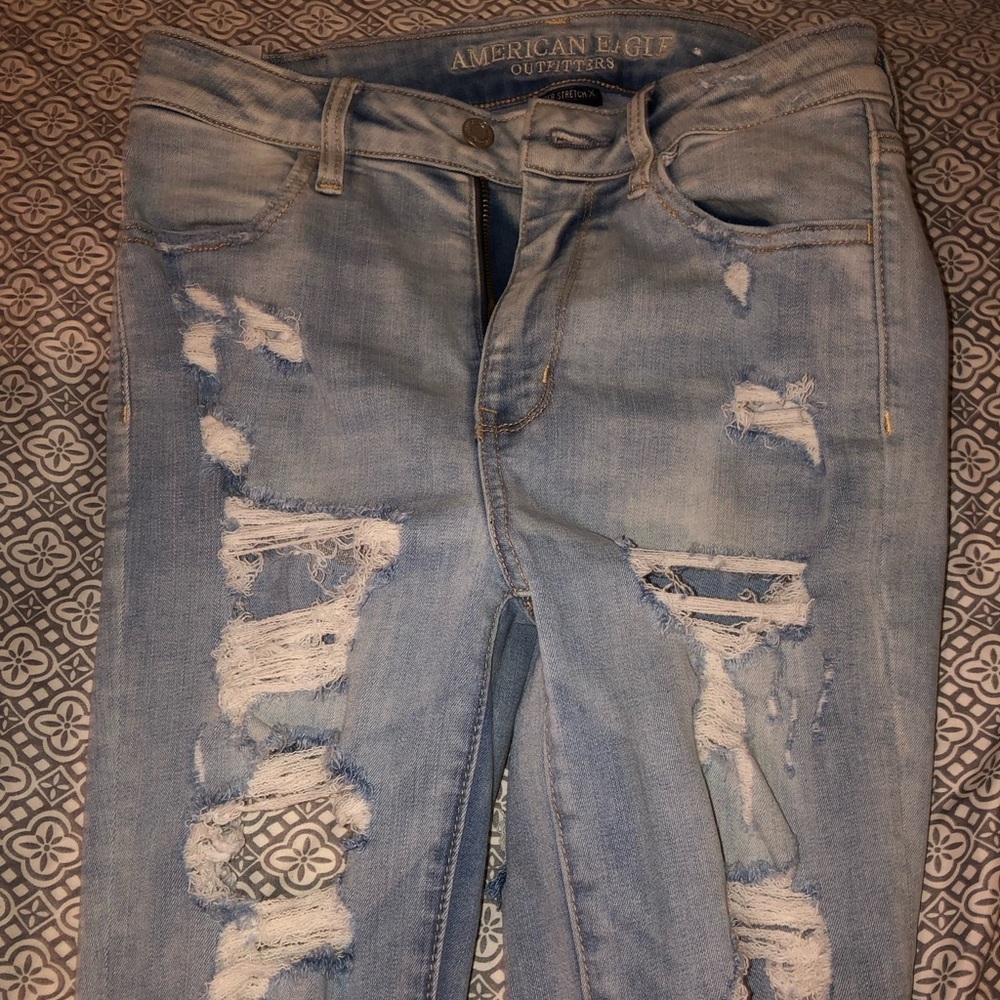 American Eagle high waisted jeans